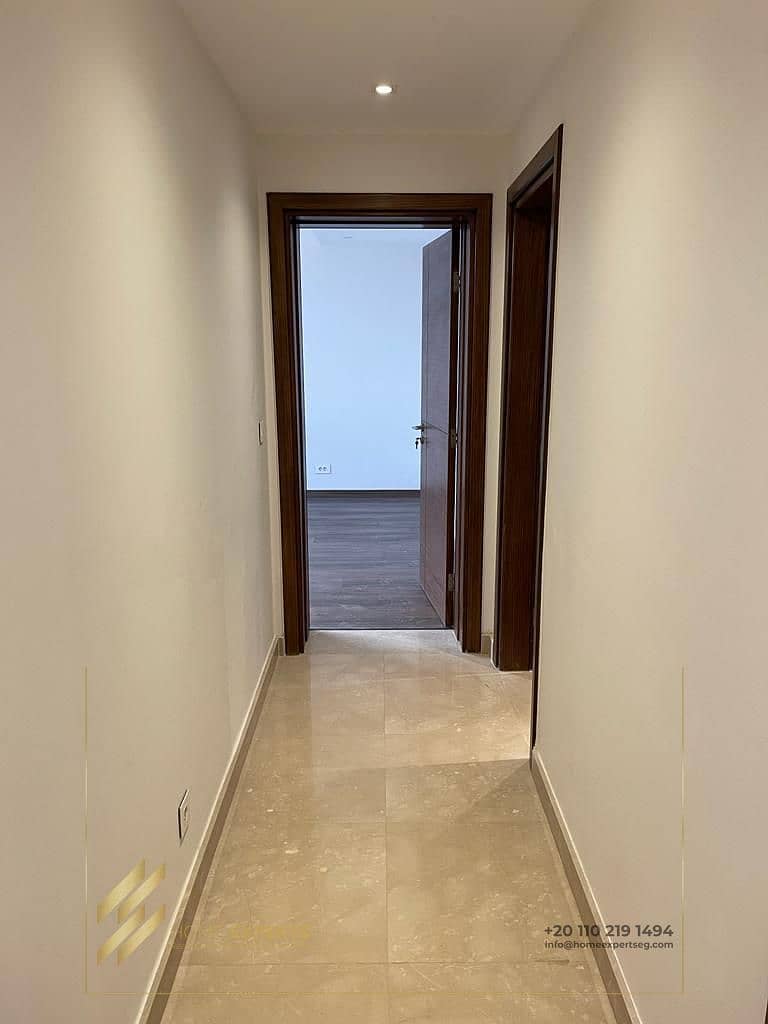 4 35e418eb-5559-4373-8d42-70c7ac800975. jpg