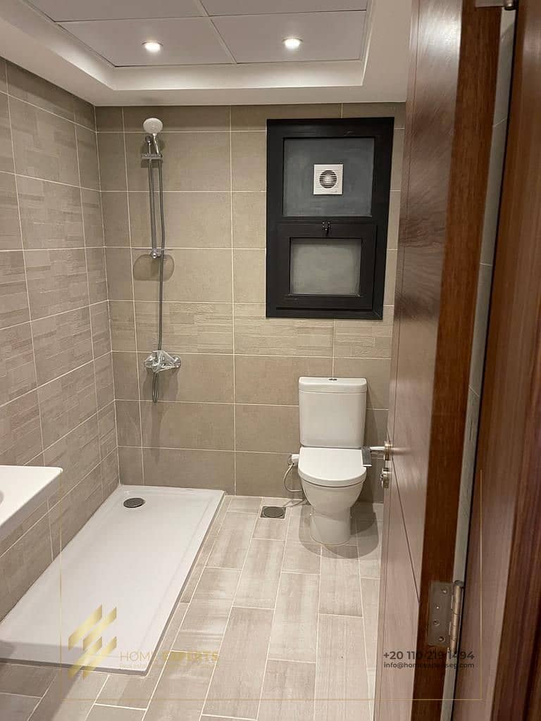 12 e25bd093-9482-4d48-a12b-11cdb9f02b73. jpg