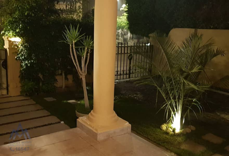 9 98786ad8-62bb-49b9-9efc-df587d9cf500. jpg