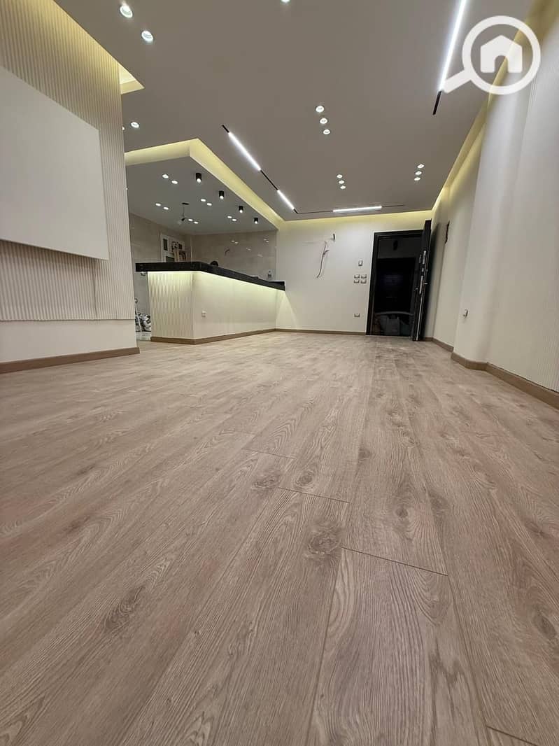 7 690cef29-1a8c-4d8a-aba0-373e5e5de1cf. jpg