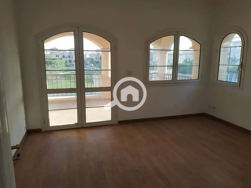 3 2aae18c4-2c0b-4e2f-b812-69e64b3f7a0f. jpg