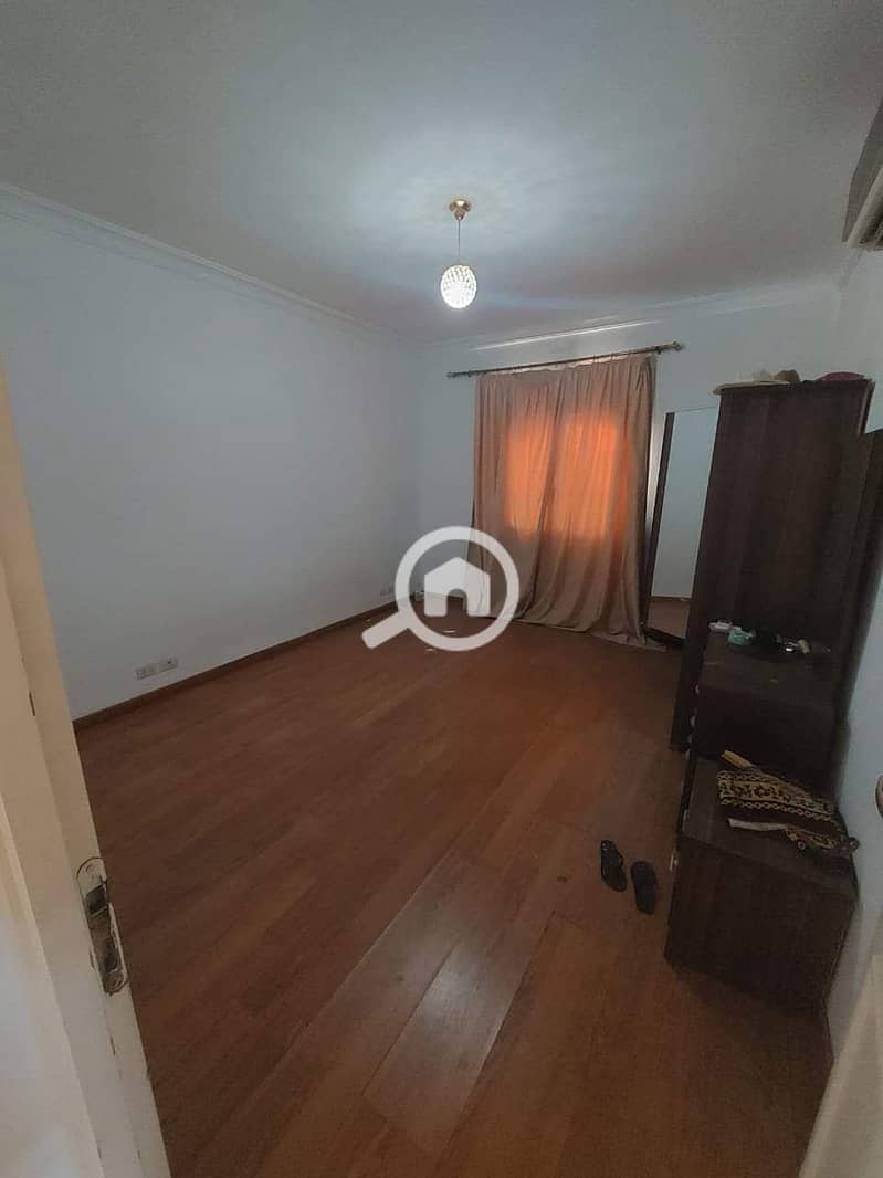 24 f65f6900-bbde-4c20-9ecc-9cc21e36b185. jpeg