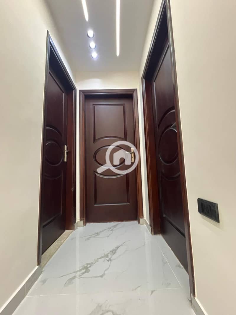 8 085aaeba-9b0e-4154-8a50-16202938a173. jpg