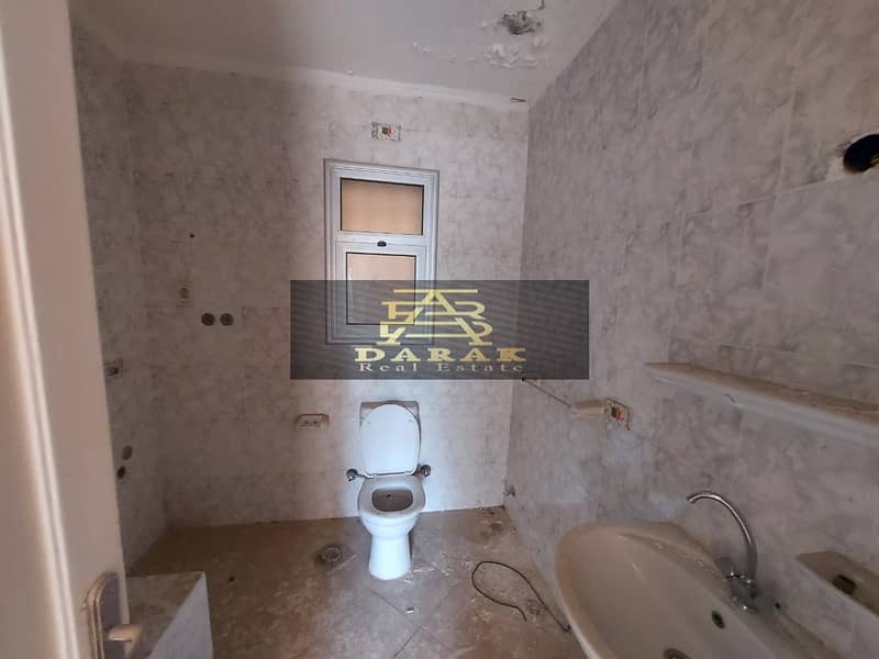 7 91ef28c1-806d-4c3d-b3ba-bcf6f8284ba5. jpg