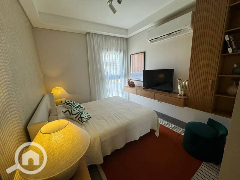 4 WhatsApp Image 2024-11-24 at 22.12. 10_98057a00. jpg