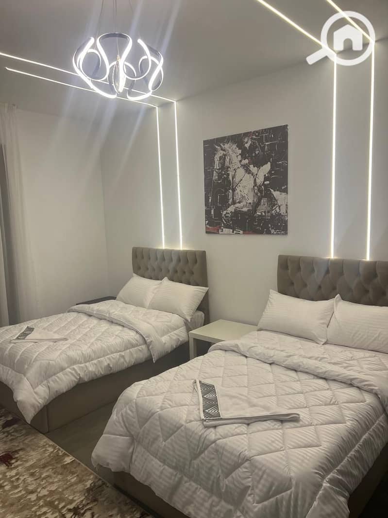 5 WhatsApp Image 2025-11-22 at 1.12. 29 PM (1). jpeg