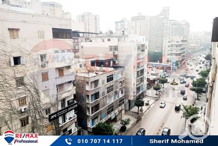 فلیٹ 3 غرف نوم للايجار في بولكلي، الإسكندرية - 1. jpg