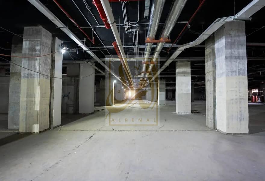 3 8240746-e9d7fo. jpg