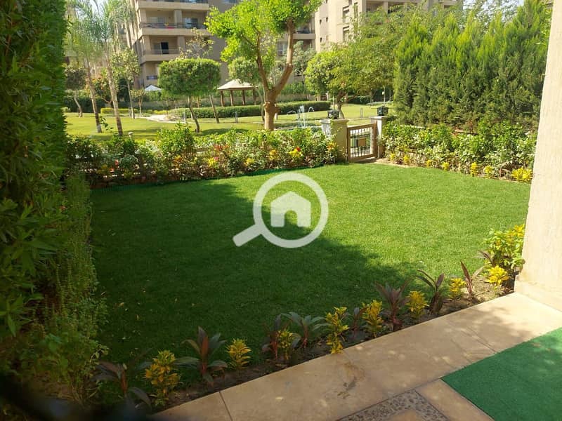 10 the square26. jpg