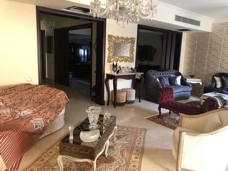 3 c1d38f98-5d9b-4248-b58b-31b1d8797c7a. jpeg