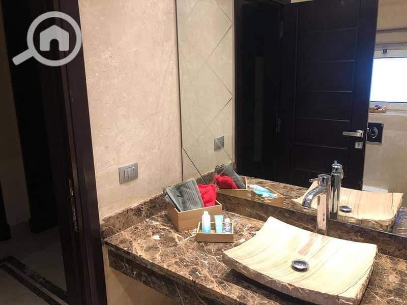 11 62875fdb-3fdd-4912-abb2-137a7f1bc98f. jpeg