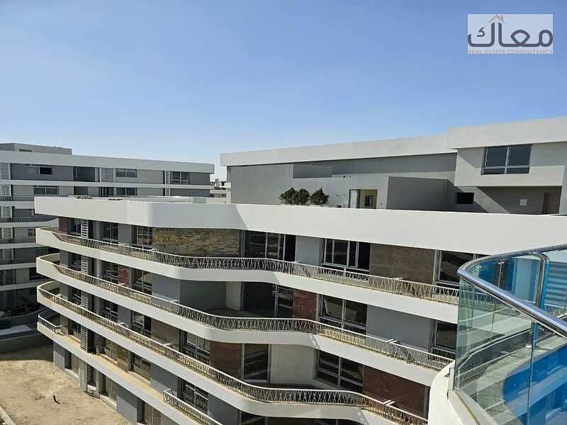 4 2d0772c3-b85d-485e-a1f9-a0978b69a2a2. jpeg