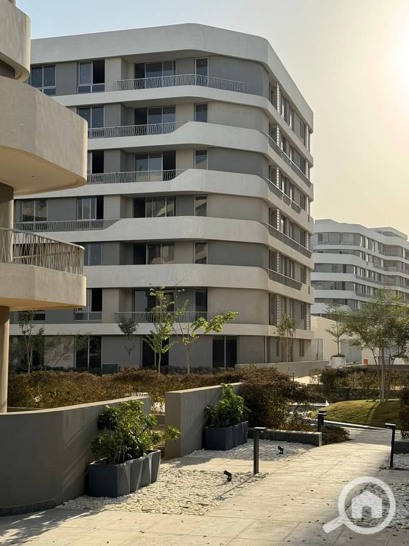 7 776bf37e-b243-463a-a983-a046b3fdac55. jpg