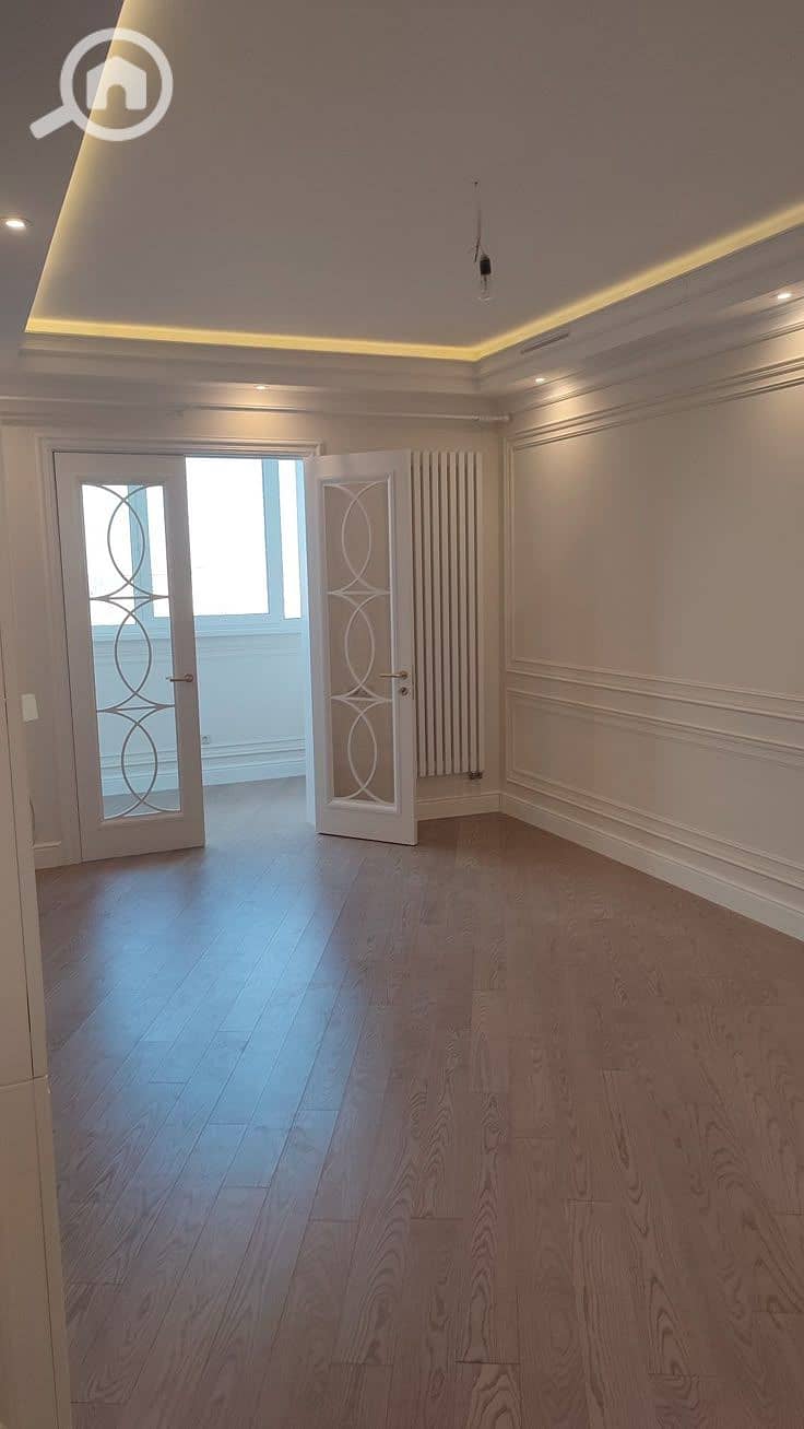 10 download (12). jpg