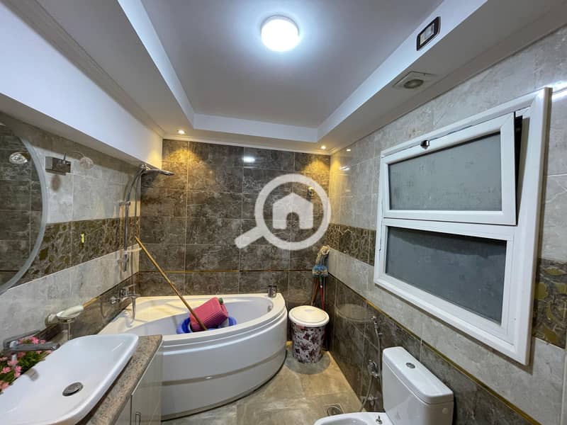 4 WhatsApp Image 2025-11-23 at 11.32. 18 (1). jpeg