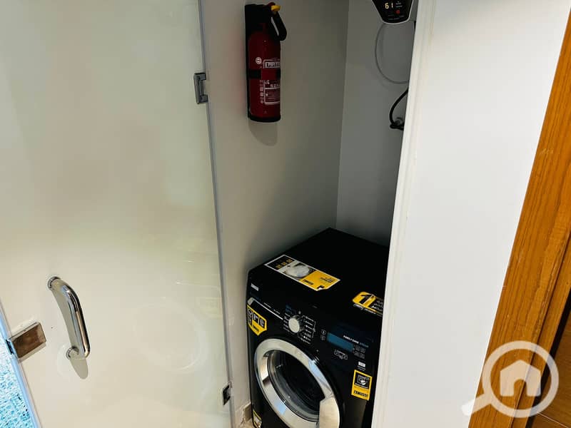 10 WhatsApp Image 2025-10-22 at 1.42. 16 AM (3). jpeg