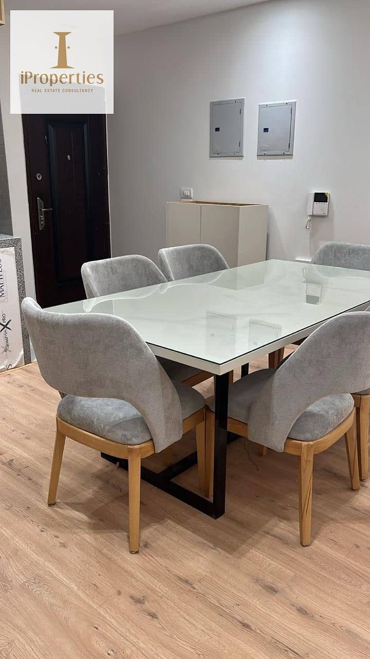 6 376025ac-0920-4cd6-9247-5242bab53603. jpeg