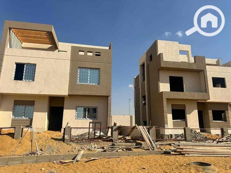 17 a5df596a-4ff3-41b7-82ba-f15c445016a8. jpg