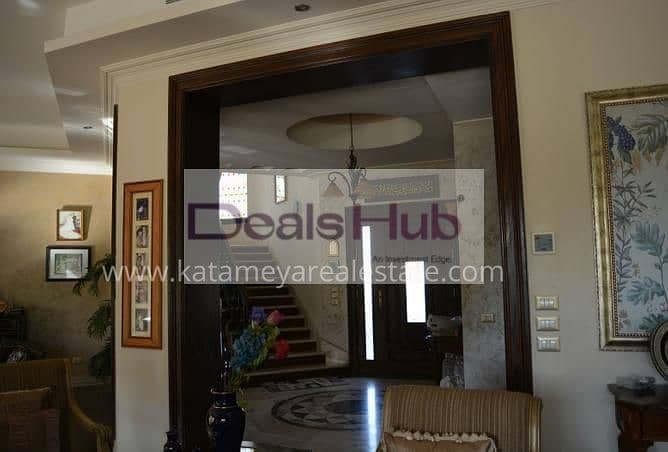 18 8ab765ae-bee3-46ac-a870-858d6e89bbf9. jpg