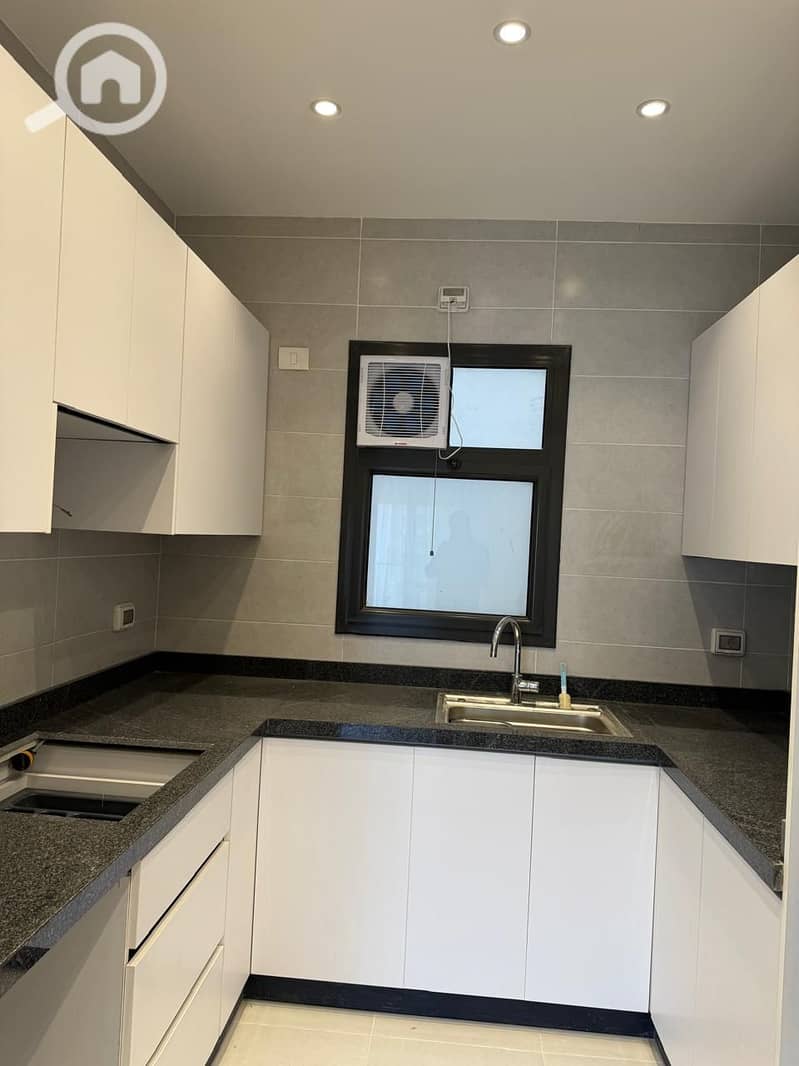 5 50943737-94c1-453d-924a-4d56a6ecb48c. jpg