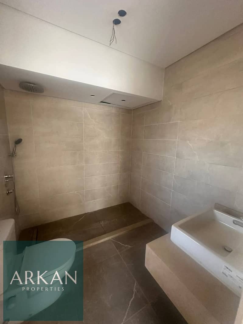 6 WhatsApp Image 2025-11-23 at 12.49. 31 PM (2). jpeg