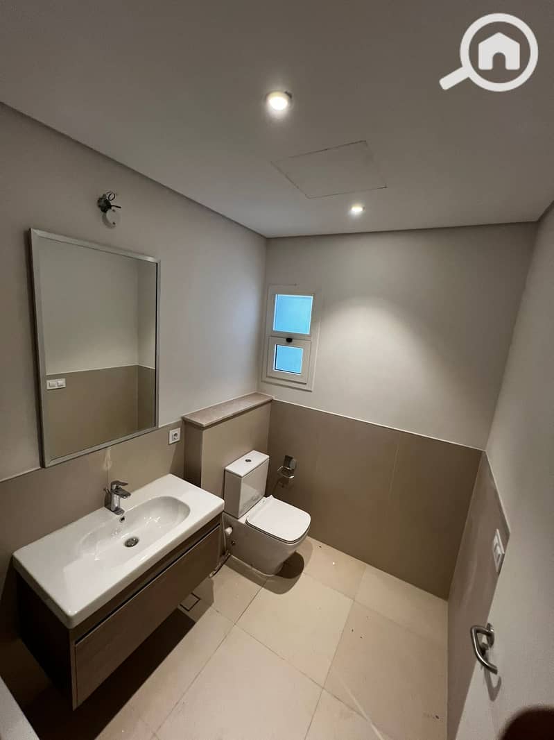 11 WhatsApp Image 2025-10-20 at 9.46. 27 PM (5). jpeg