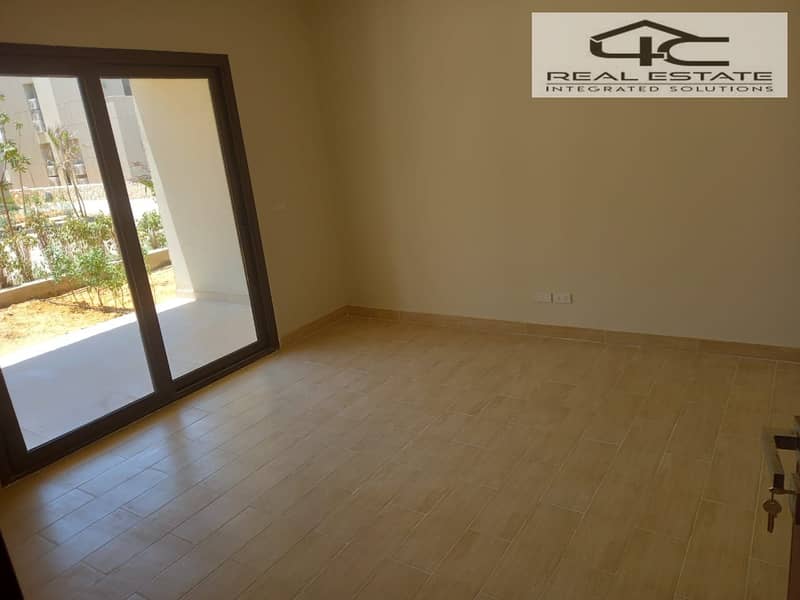 4 WhatsApp Image 2025-11-22 at 14.34. 43. jpeg