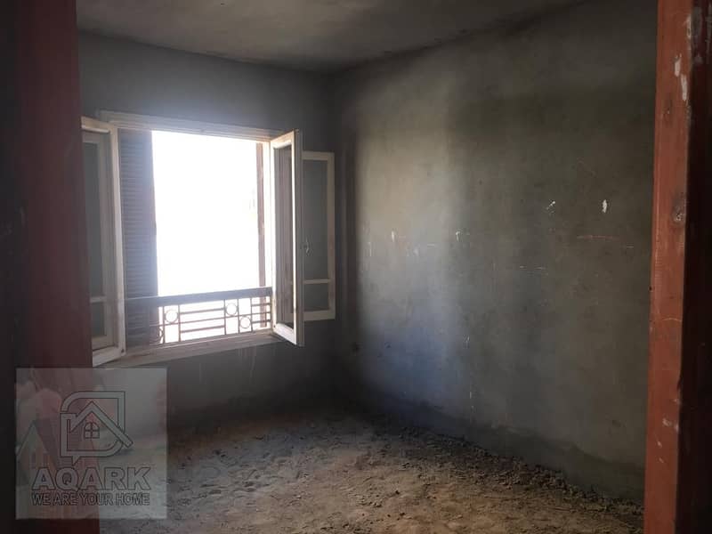 8 a0be4e16-d7d2-4e9b-a5f8-85c1a6114e76. jpg