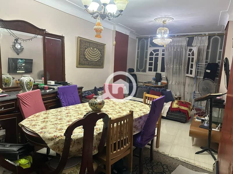 2 3983a3b3-67f8-48c5-90d0-17e19d173ad8. jpeg