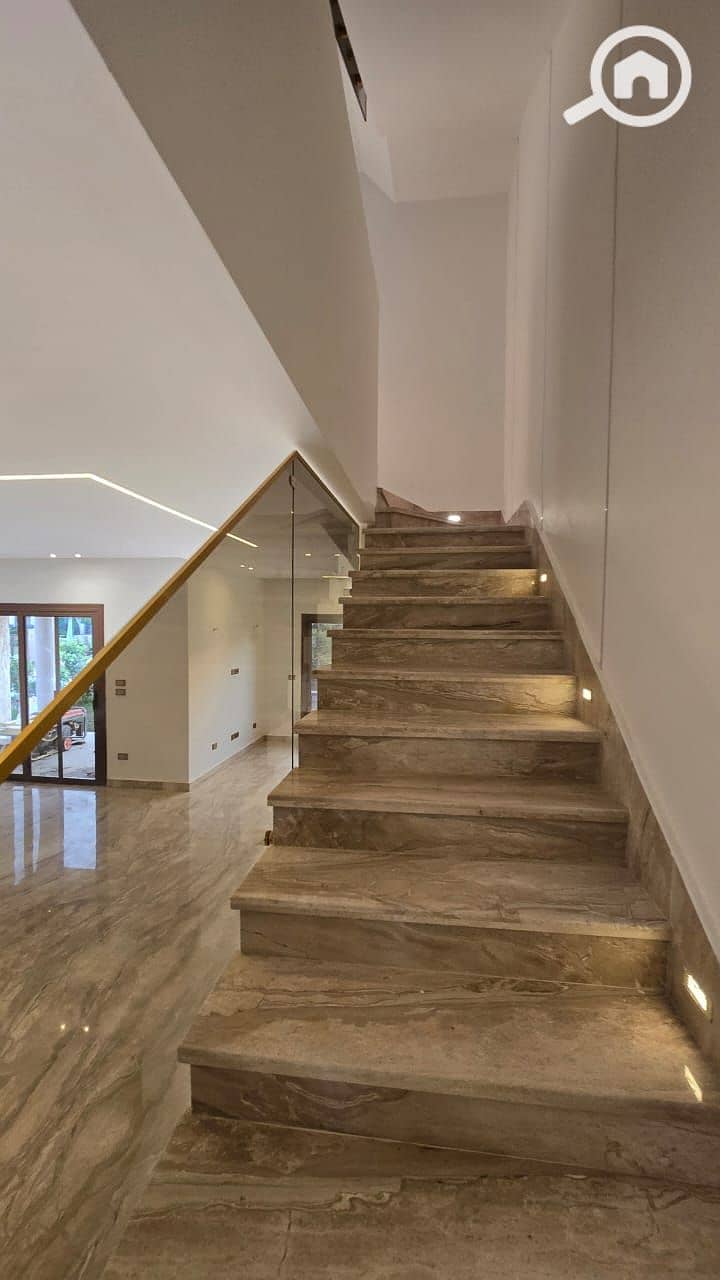 2 9a539e56-095e-4271-bc5c-86cee5989fbe. jpeg