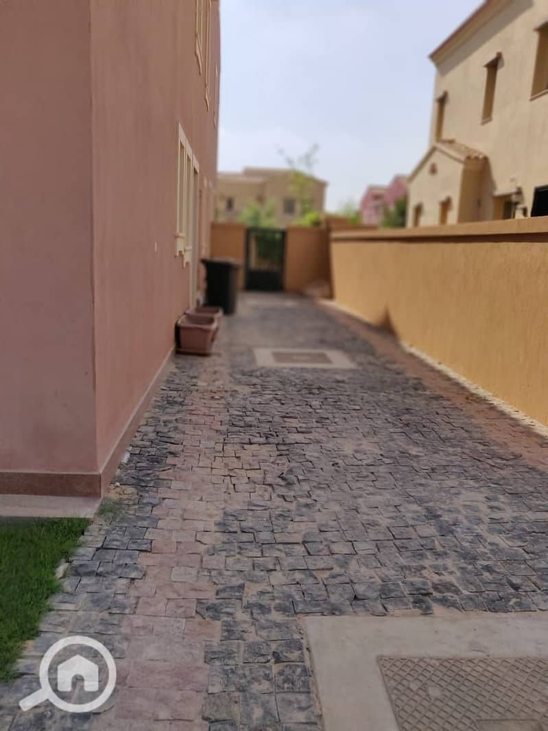 2 WhatsApp Image 2025-11-22 at 13.40. 58_044fab04. jpg