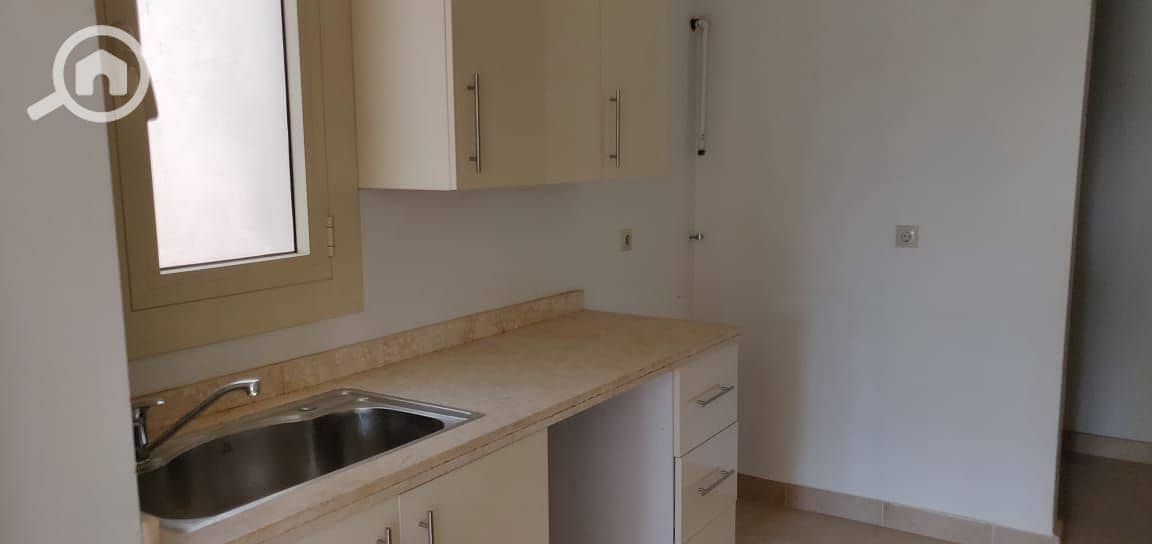 10 WhatsApp Image 2025-11-22 at 13.41. 00_274a6191. jpg