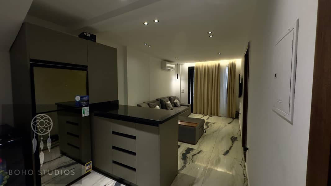 3 52b2bad4-d175-411e-a641-cb0c20c6ce26. jpeg