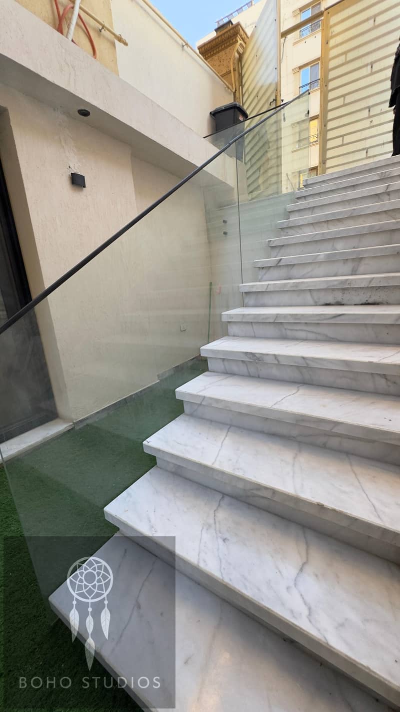 4 1edb57bf-671a-4778-a96b-0b80fc4fd6d9. jpeg