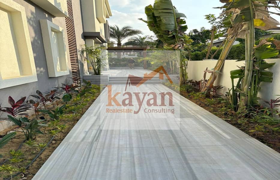 4 64df7525-8ec6-4ab4-85fd-0dcc5009a92c. jpg