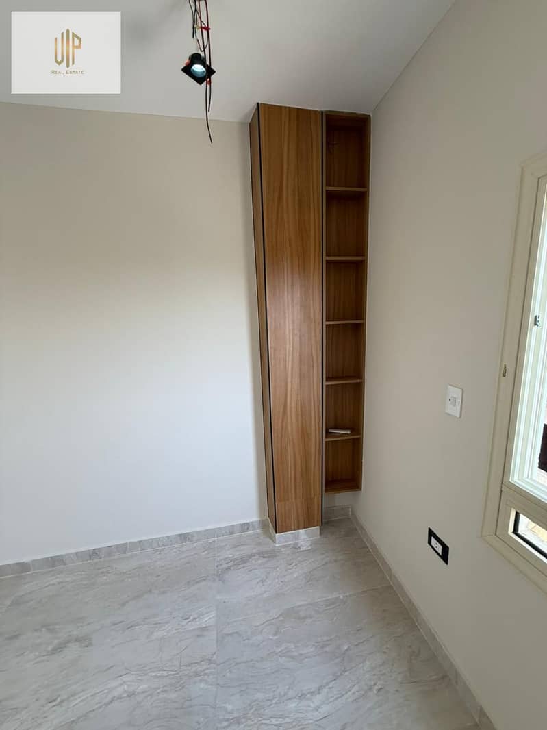 8 WhatsApp Image 2025-11-23 at 11.40. 32_6bb67f13. jpg