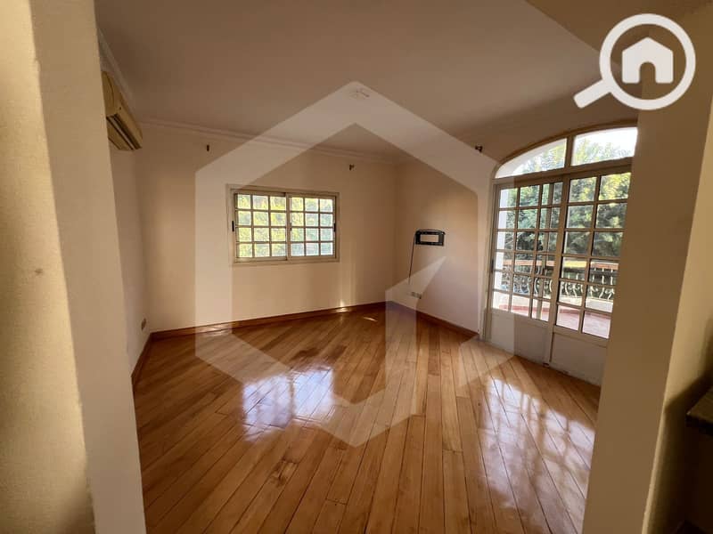 6 Beverly Hills 6. jpg