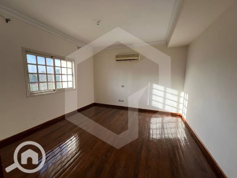 8 Beverly Hills 8. jpg