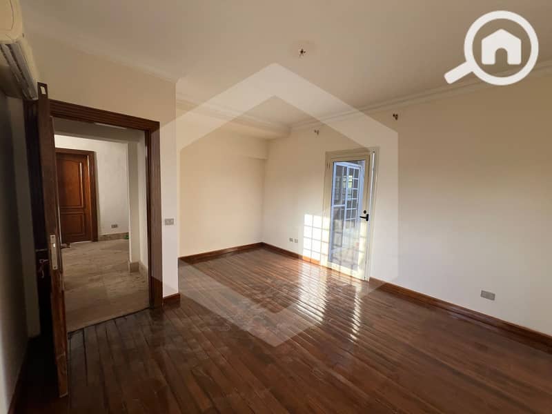 11 Beverly Hills 11. jpg