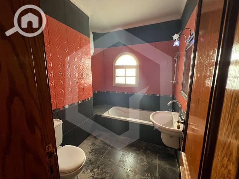 17 Beverly Hills 17. jpg