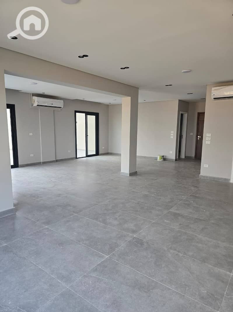 2 WhatsApp Image 2025-11-23 at 1.28. 57 PM (1). jpeg