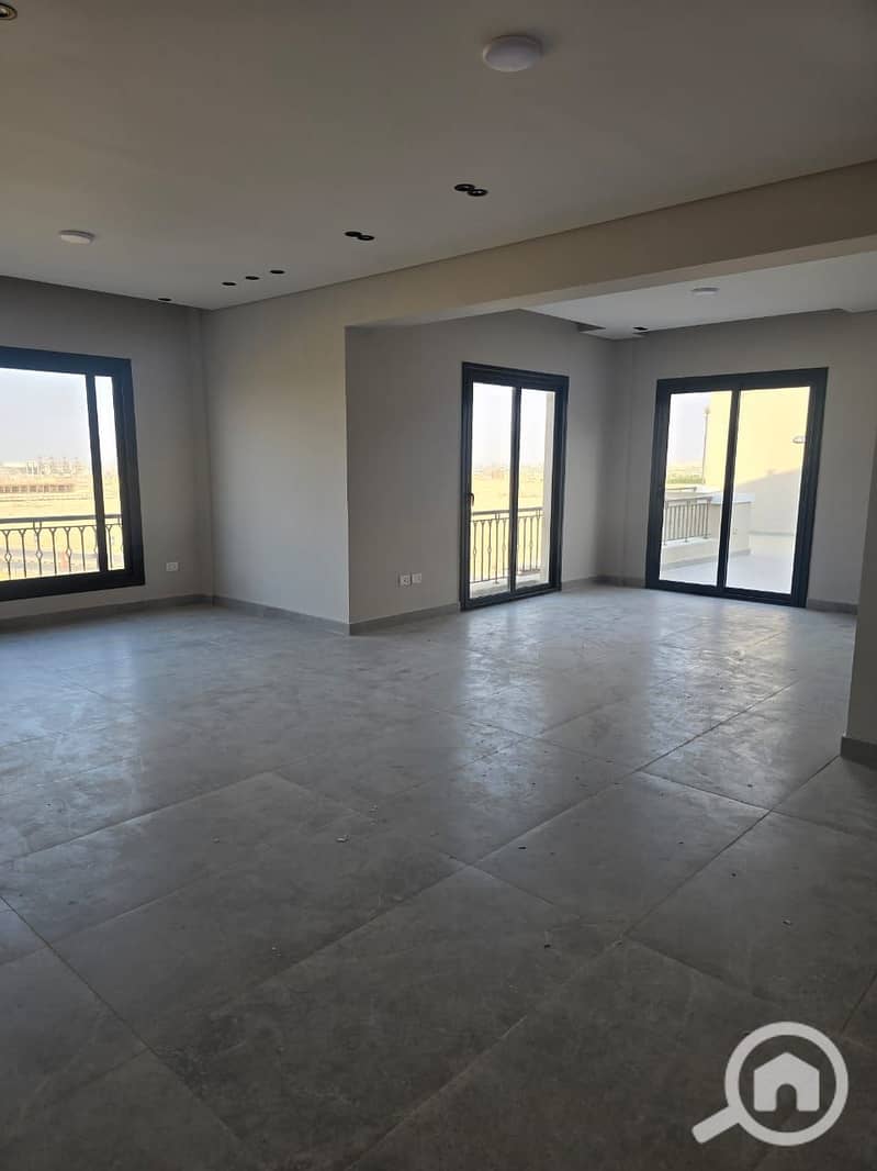 4 WhatsApp Image 2025-11-23 at 1.28. 56 PM. jpeg