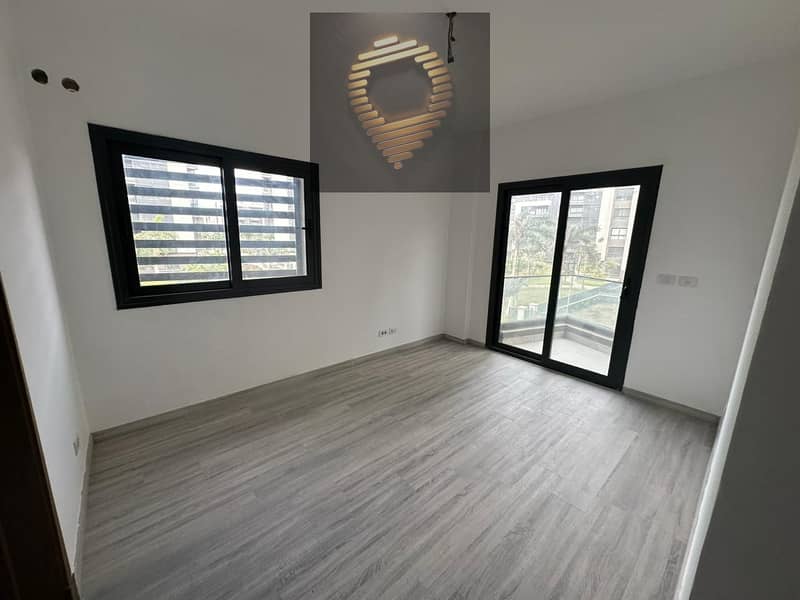 5 29496e42-b6d0-4d94-8f21-c2a1a5001f31. jpg