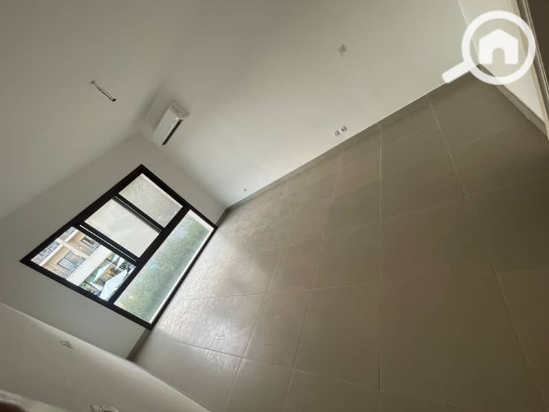 3 WhatsApp Image 2025-10-22 at 1.19. 08 AM (2). jpeg