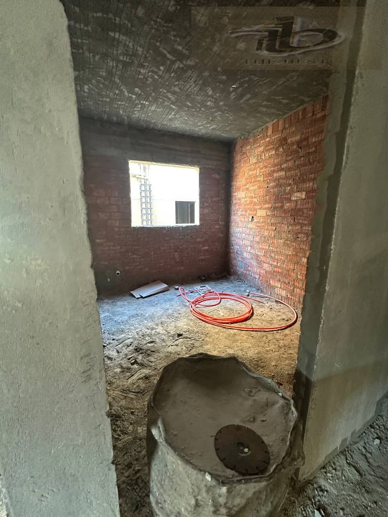 6 7208d29a-a7e2-4a66-a460-8501bbee2af3. jpeg