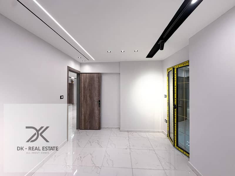 2 WhatsApp Image 2025-11-23 at 12.11. 20 PM (1). jpeg