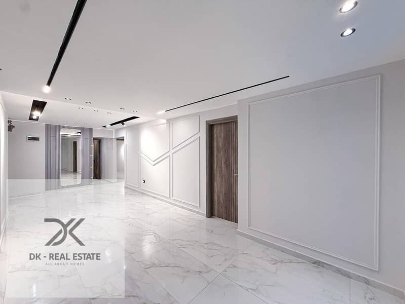 22 WhatsApp Image 2025-11-23 at 12.11. 26 PM. jpeg