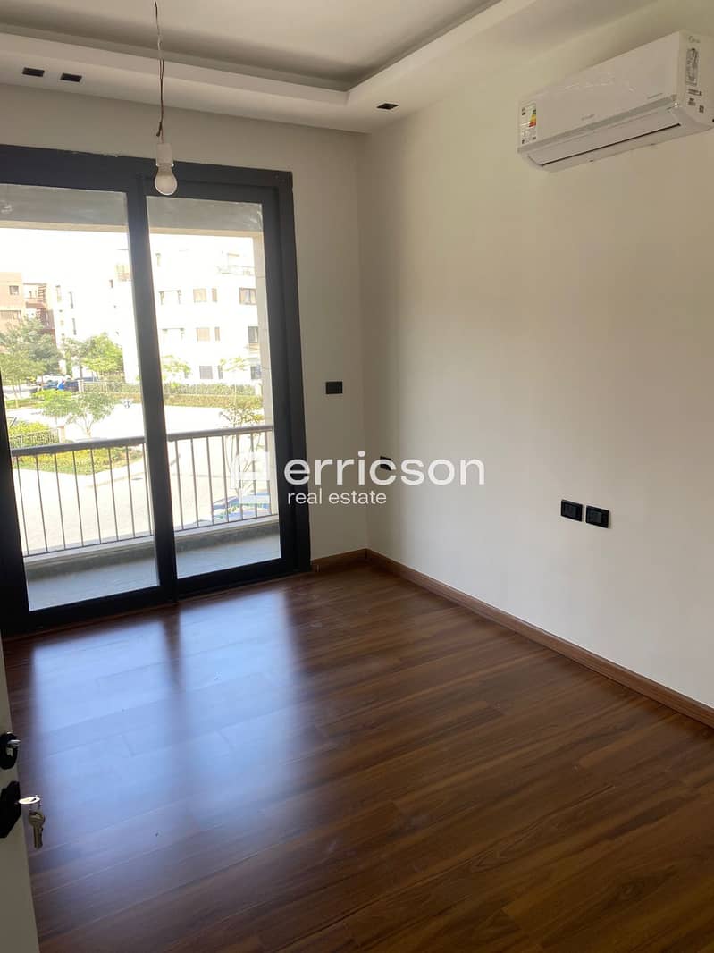 2 WhatsApp Image 2025-11-23 at 1.04. 43 PM (1). jpeg