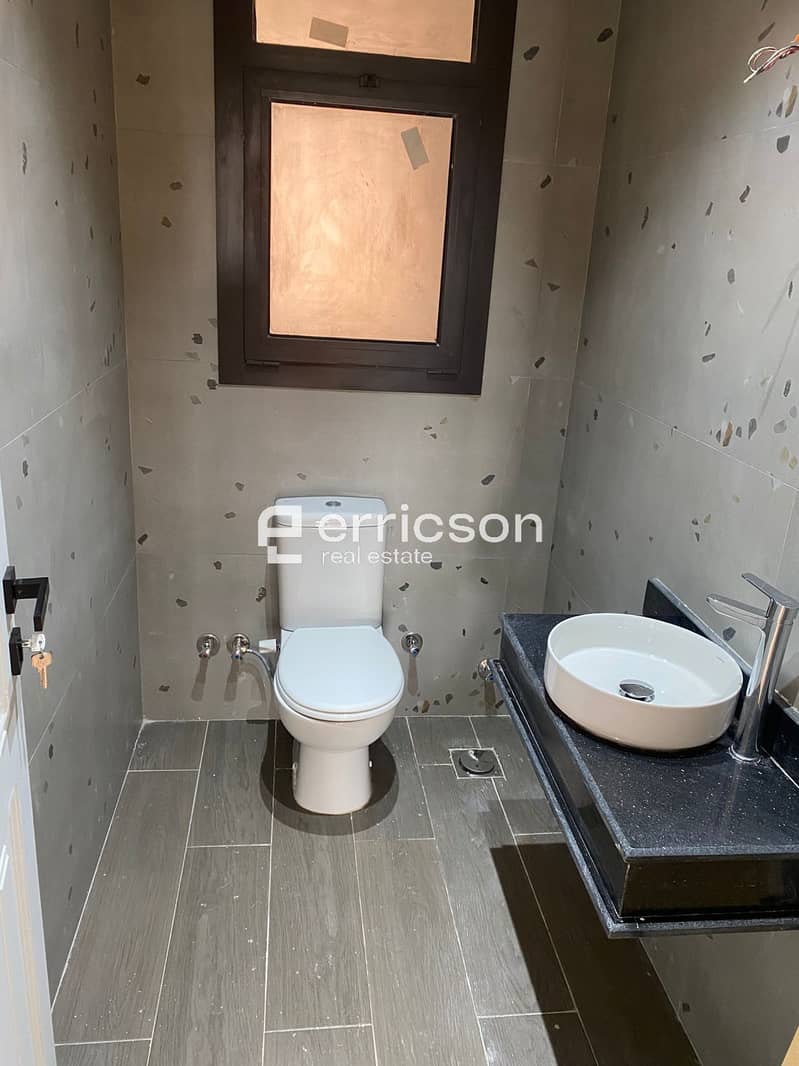 11 WhatsApp Image 2025-11-23 at 1.04. 39 PM. jpeg