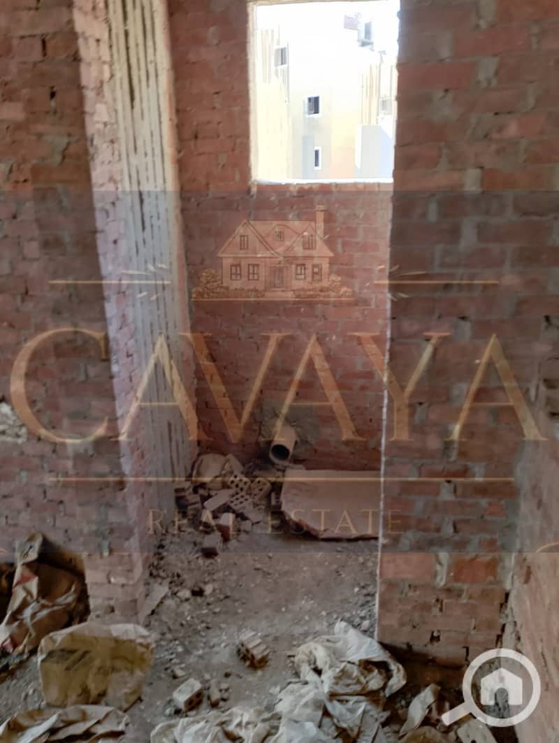 8 Untitled design (3). png